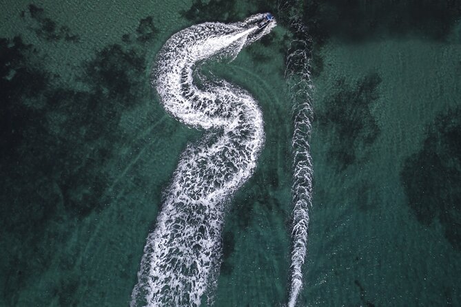 1 hour Luquillo Guided Jetski Tour to Las Picuas - Taking off from Balneario La Monserrate in Luquillo