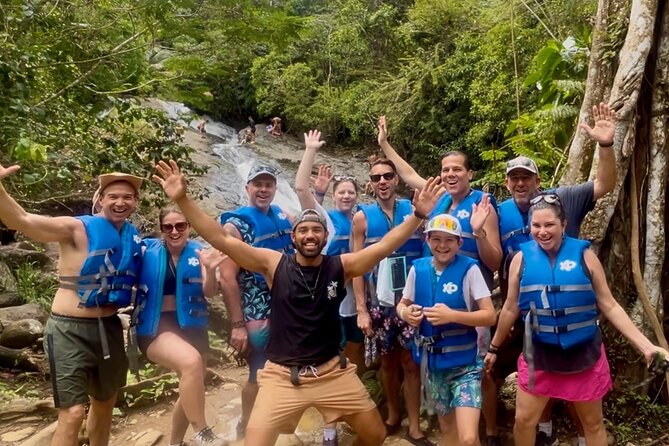 3 Tours in 1 Day: Old San Juan, Rainforest, Beach with Transport - The fruit stop at La Frutera