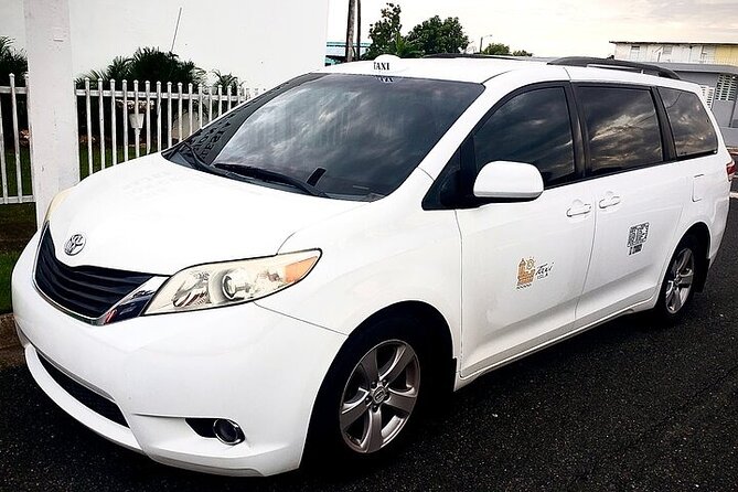 Airport SJU to Condado Isla Verde and Airbnb or Vice Versa 1 Way - Meeting your driver at San Juan Airport