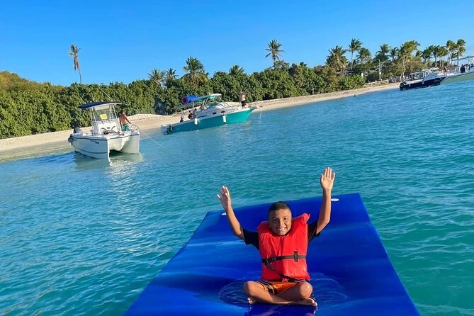 Boat trip in palomino /icacos /fajardo Puerto Rico - The value of $800 for a group of six