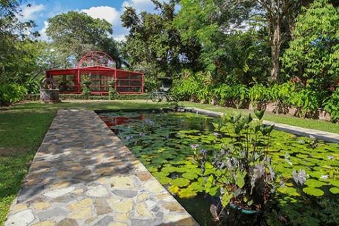 Caguas Cultural Day Trip from San Juan Including Botanical Garden and Lunch - Palmer Plaza and the Route of the Creole Heart