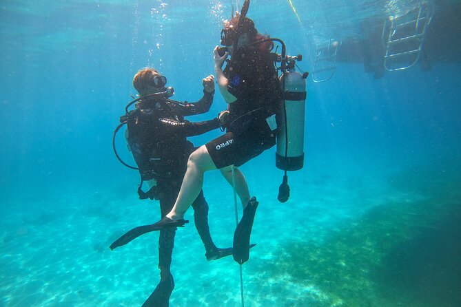 Discover Culebra: 2-Tank Scuba Diving - Certification, age, and health rules