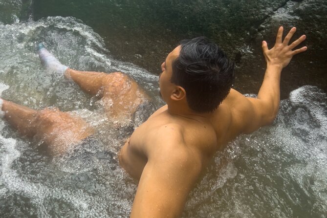 El Yunque Hike, Waterslide & Luquillo Kiosks Food with Transport - Practical details that affect your day