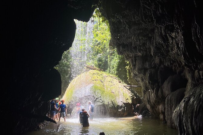 Explore Cuevas Charco Azul, Arenas and Playa de Aguas Cristalinas - Entering Charco Azul by water