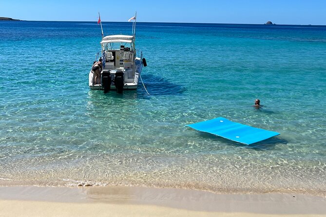 Full Charter All Inclusive for Icacos and Palomino - Cayo Icacos: four hours for sand, swimming, and lunch