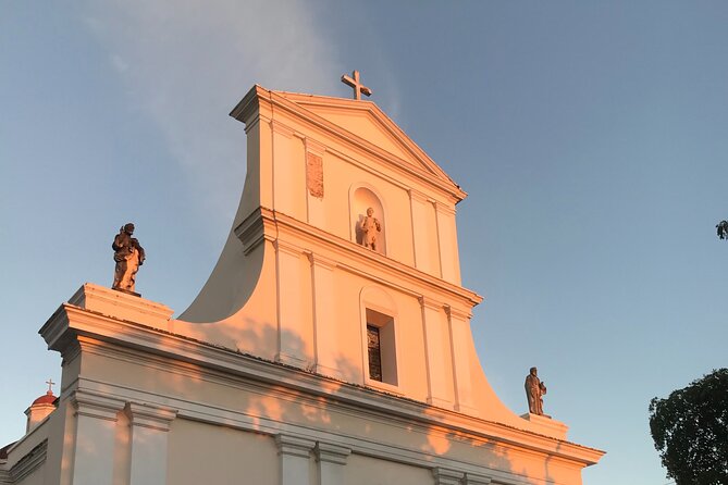 Historic Old San Juan Sunset Walking Tour - La Fortaleza shows Puerto Rico’s political center