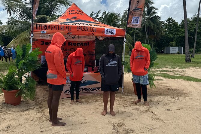Hydroventure Luquillo Freestyle Run 30 Minutes jetski - The safety briefing and jet ski handoff