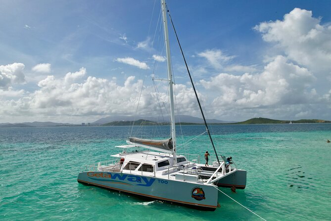 Icacos: Luxury Sailing Catamaran All Inclusive Beach and Snorkel - Drinks, music, and the return sail