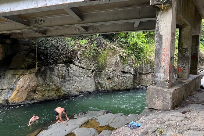 Incredible Hike & Cliff Jumping in the Heart of Puerto Rico - Tortuguero Bar BQ closes the day