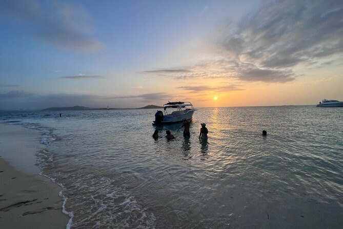 Island Hopping and Snorkeling Sailing and Boat Tours Fajardo - Food, drinks, and music make a difference
