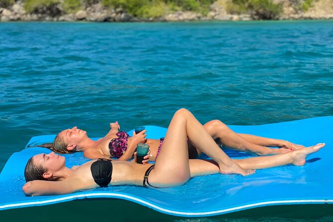 Janise Sailing Afternoon Charter in Fajardo, Puerto Rico - Who Will Enjoy the Janise Charter Most?