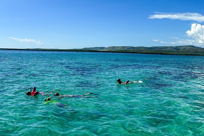 La Parguera Private Boat Charter - Snorkeling, swimming, and time on the sand bars