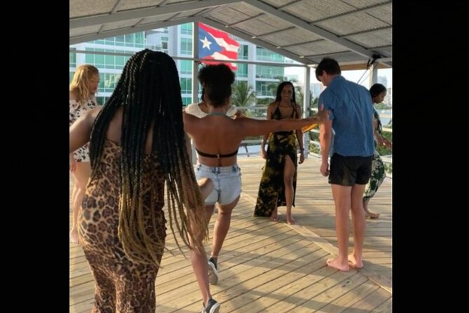Learn Salsa in San Juan - Vivid beginner lesson - Key points at a glance
