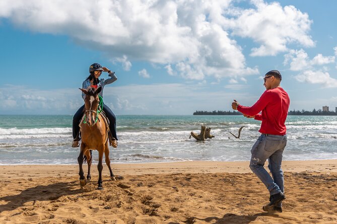 Luquillo Beach Horse Ride from Carabalí Rainforest Adventure Park - How the guides shape the experience