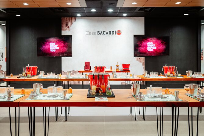 Mixology Class at Casa BACARDÍ in Puerto Rico - Starting at the Pavilion With a Welcome Cocktail