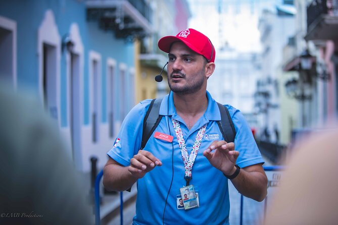 Old San Juan and San Cristobal Castle Walking Tour - Casa Estrecha and the small details you could miss
