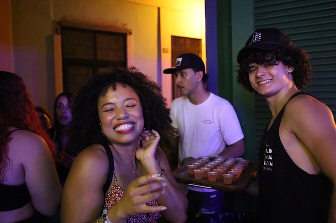 Old San Juan Bar Crawl: Experience Local Hotspots - Music, dancing, heat, and the real atmosphere