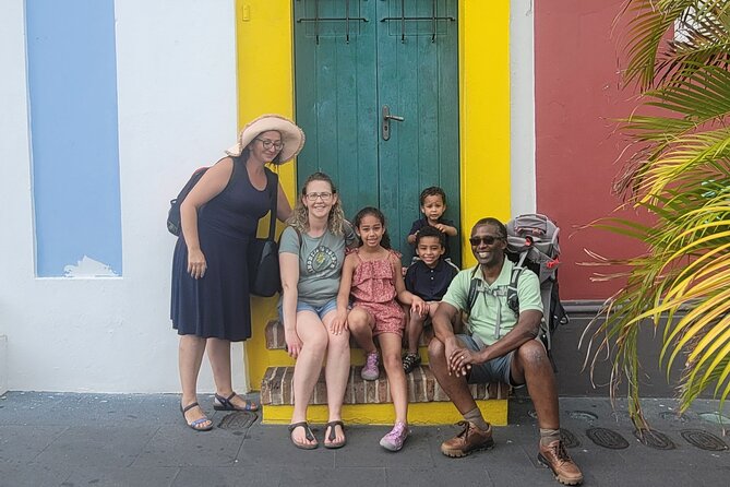 Old San Juan Family Fun Tour: Science/History/ Yummy treats - Calle del Cristo, courtyards, and small discoveries