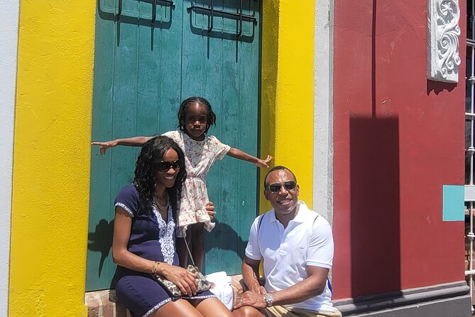 Old San Juan Family Fun Tour: Science/History/ Yummy treats - Tasting Puerto Rico at Plaza de Armas