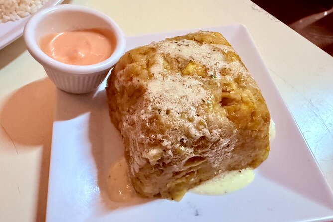 Old San Juan Food Tour with 7 Tastings of Authentic Local Flavors - Calle San Sebastián brings the city to life