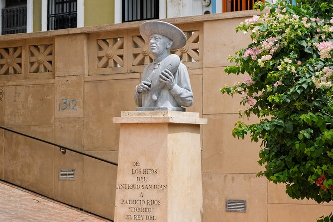 Old San Juan History and Culture Walking Tour - Antiguo Casino and the city’s grand architecture