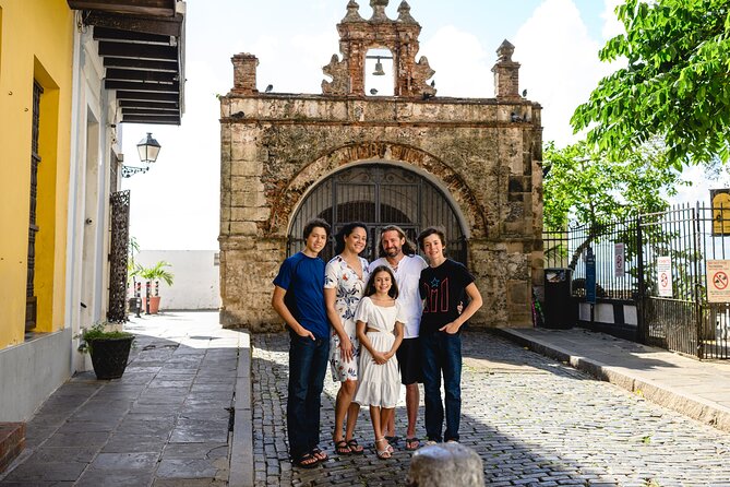 Old San Photoshoot Walking Tour - Walking through colonial streets and plazas