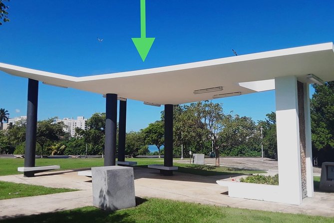 Outdoor Salsa Class Experience in San Juan - Why the outdoor setting matters