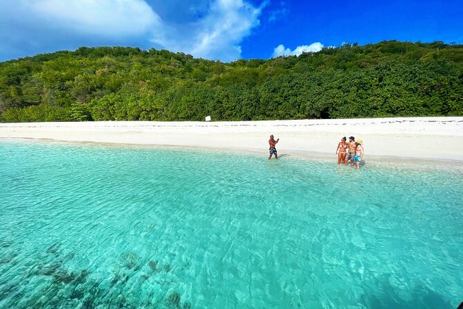 Private All Inclusive East Coast Keys Tour and Snorkel Experience - Cayo Icacos: reef snorkeling followed by beach time