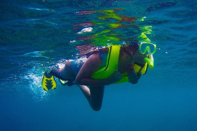 Private Rincon Snorkeling Adventure - Meeting the guide and getting ready at 9 a.m.
