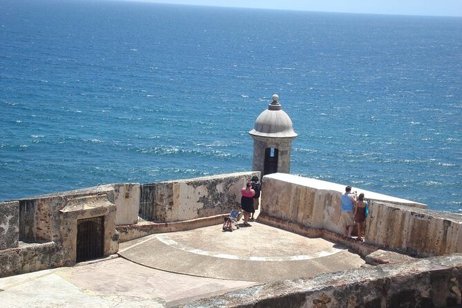 Private Walking Tour of Old San Juan, including forts - Cats, chapels, government buildings, and everyday San Juan