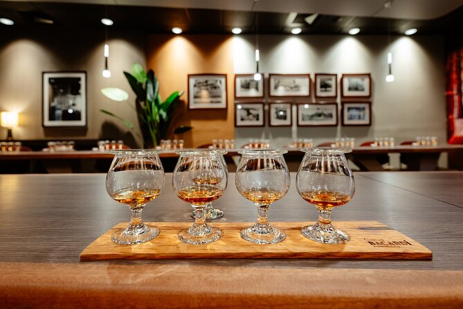 Rum Tasting Tour at Casa BACARDÍ in Puerto Rico - The first lesson: how to taste rum