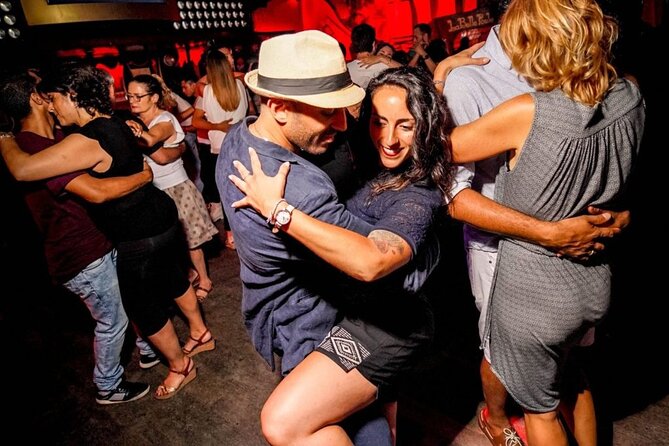 Salsa Dance Class and Nightlife Tour in San Juan - Communication and meeting-point advice