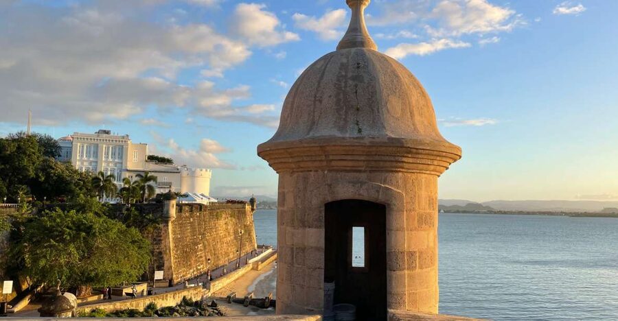 San Juan: Old Town Sunset Walking Tour - Antiguo Palacio de la Intendencia