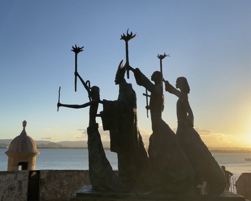 San Juan: Old Town Sunset Walking Tour - Capilla del Santo Cristo and its urban legend