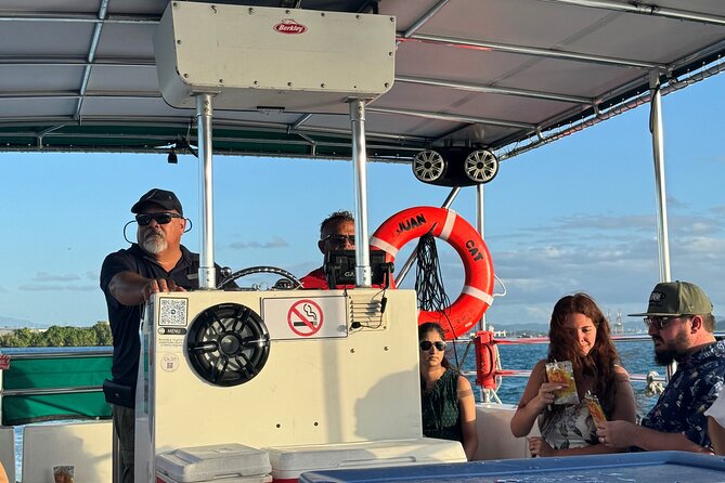 San Juan Sunset Harbor Boat Ride - The boat, seating, and bathroom issue