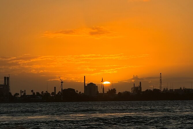 San Juan Sunset Harbor Boat Ride - Weather, cancellations, and timing