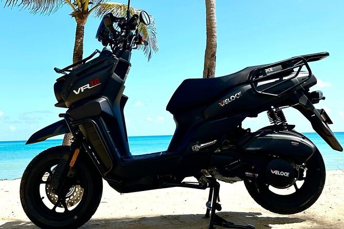 Scooter Rental San Juan Puerto Rico - Finding quiet shore time at Playa Vacía Talega