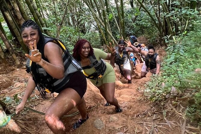 Small-Group El Yunque Rainforest & Transportation Luquillo Beach - Luquillo Beach and the Lunch Stop