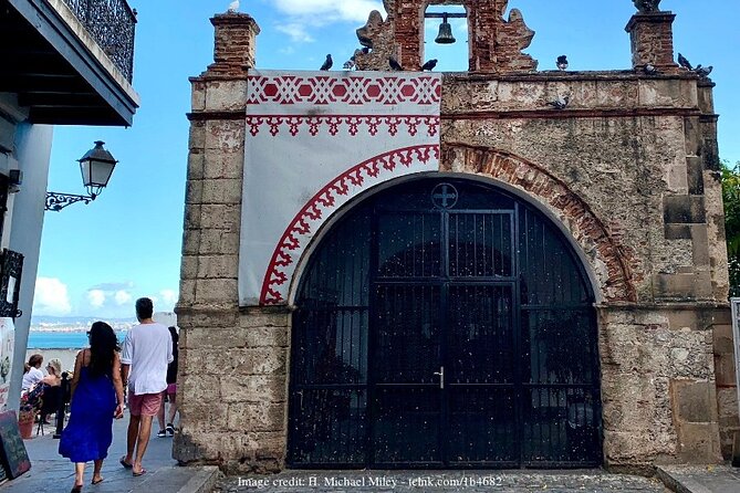 Welcome to San Juan's Old Town: Private Half-Day Walking Tour - How the value compares with a do-it-yourself walk